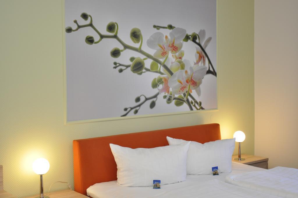 Landhotel Karrenberg Kirchberg an der Jagst Екстериор снимка