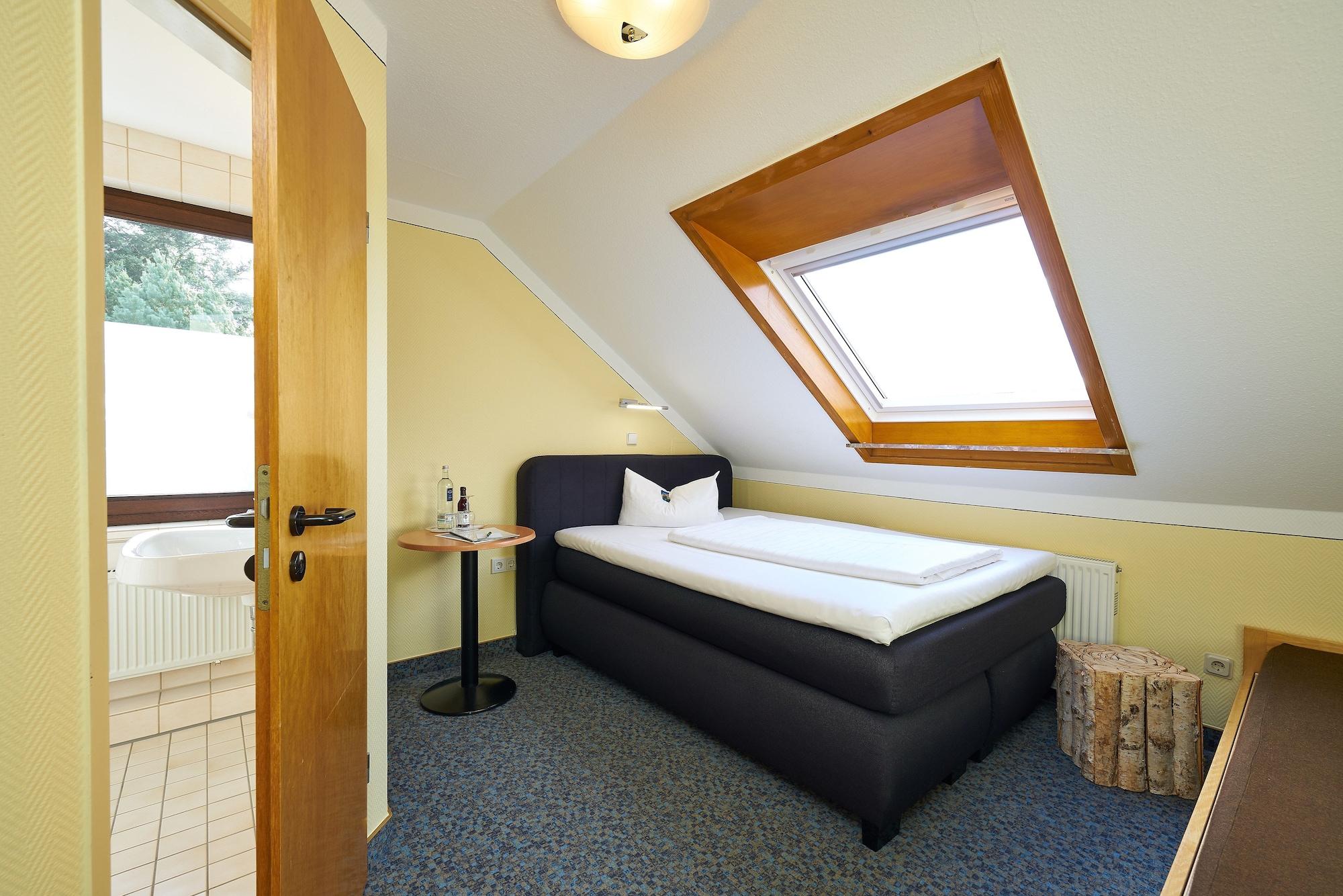 Landhotel Karrenberg Kirchberg an der Jagst Екстериор снимка