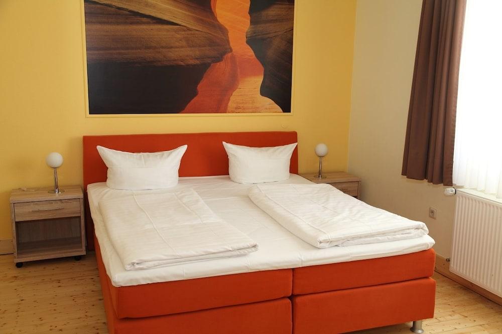 Landhotel Karrenberg Kirchberg an der Jagst Екстериор снимка