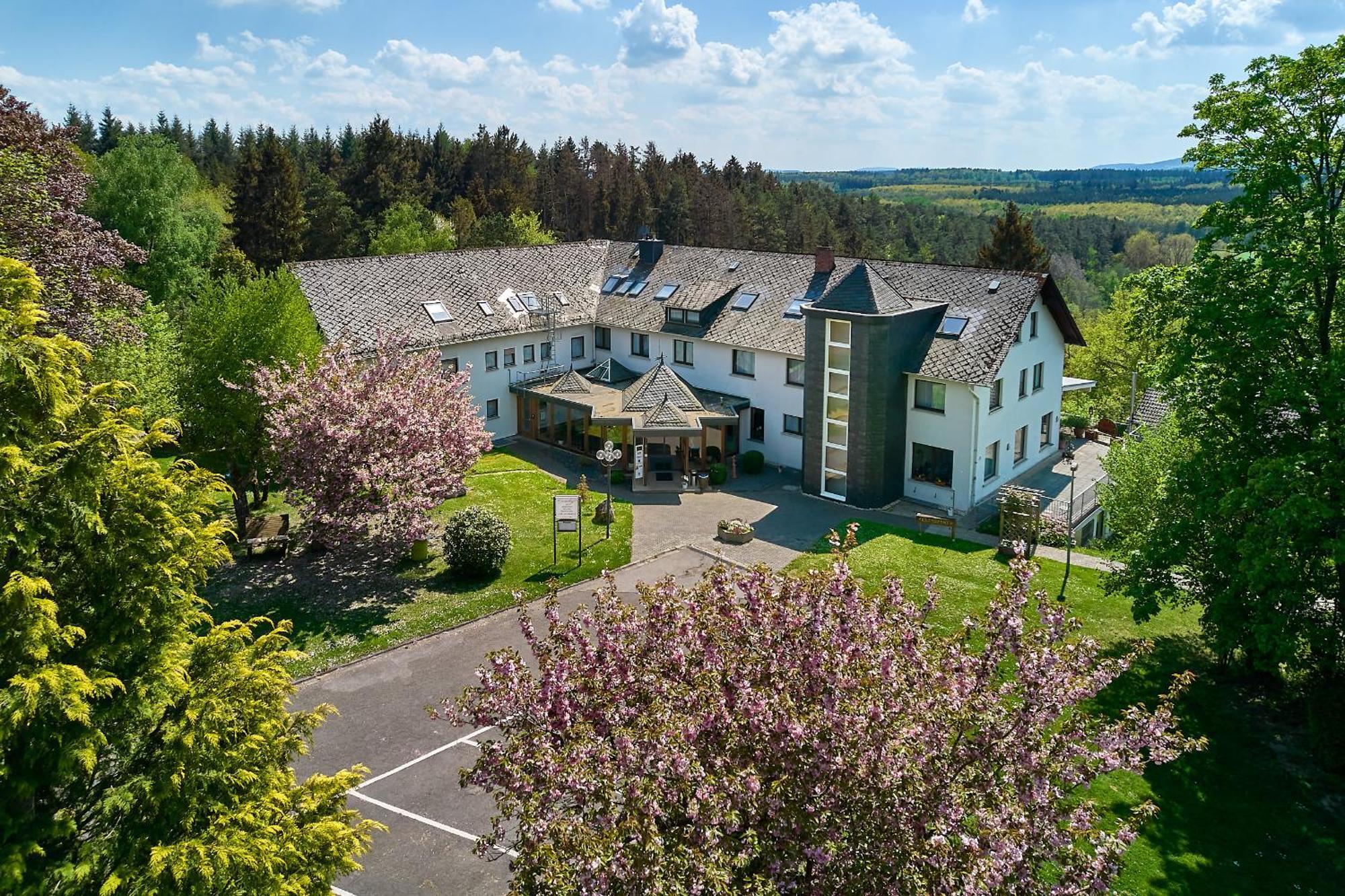 Landhotel Karrenberg Kirchberg an der Jagst Екстериор снимка