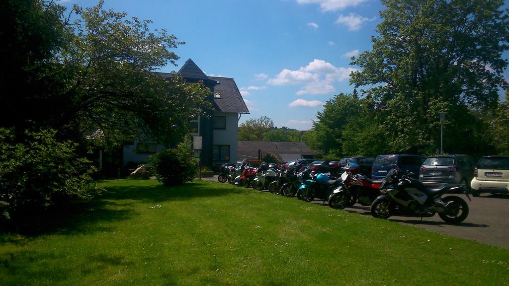 Landhotel Karrenberg Kirchberg an der Jagst Екстериор снимка