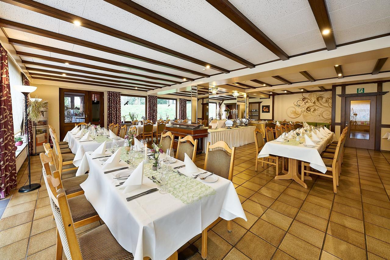 Landhotel Karrenberg Kirchberg an der Jagst Екстериор снимка