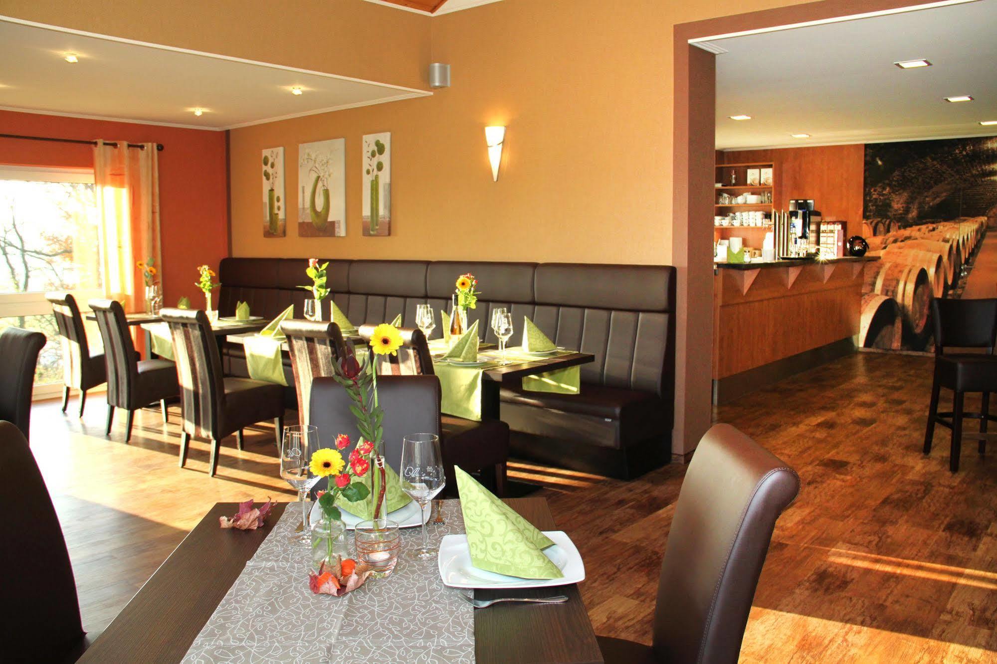 Landhotel Karrenberg Kirchberg an der Jagst Екстериор снимка
